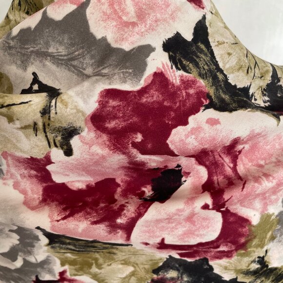 Women's 34" Square Floral Design Polyester Scarf Made In Italy - Picture 8 of 13